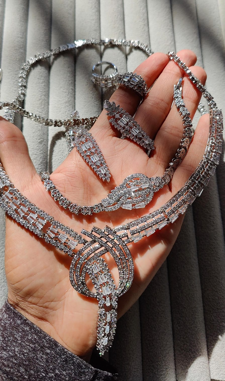 Necklace set - Image 2